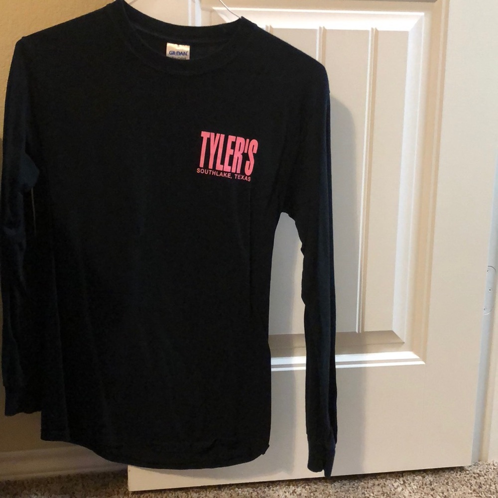TYLERS long sleeve shirt